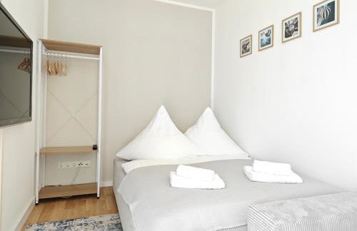 Glückshälfte - Moderne Haushälfte mit XXL-Parkplatz, Bike-Storage & Garten nahe Trier - Foto 27