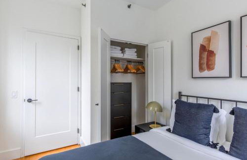 FiDi 1br w game room resident-only speakeasy NYC-1346 - Photo 11