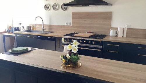 Maison de campagne, 136 M2, 4 pers, grande pièce de vie, 2 chambres, 2 salons, Cantal - Foto 5