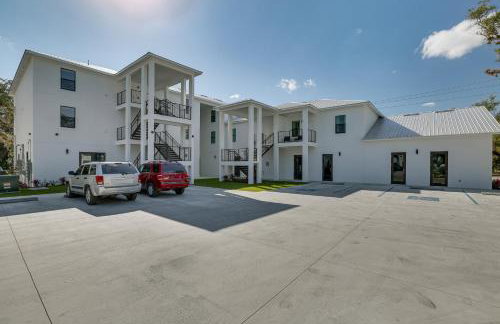 Walkable Downtown LaBelle Apt w/ Private Balcony! - Photo 23