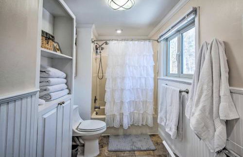 Pet-Friendly Gilford Home by Gunstock Ski Mountain - Foto 24