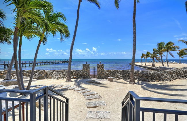 Luxury Beachfront Home With Pool In Islamorada 3 Bedroom Home by RedAwning - Photo 31