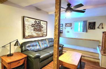 Bear Cave- Pet Friendly Suite in Shaver Lake - Foto 8