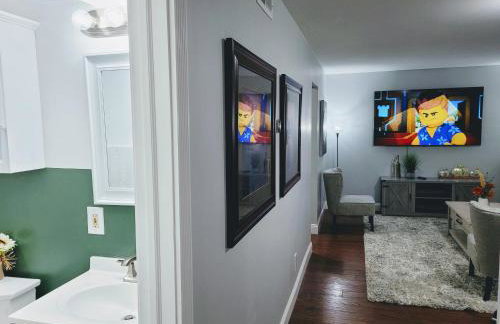 Nice house with private parking, king bed fenced yard - Foto 3