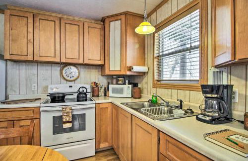 Secluded Remer Cabin with Lake Access! - Foto 10