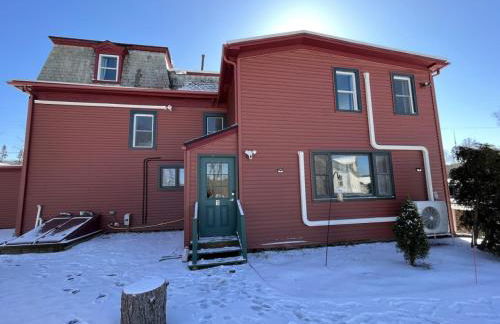 The entire Stephentown Hotel. 28 person occupancy - Foto 49