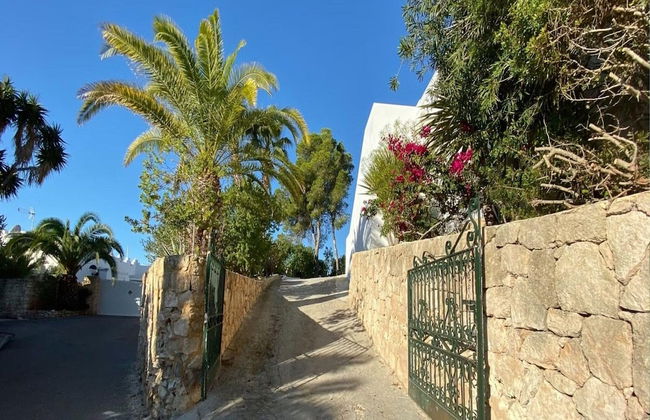 Premium Villa With Private Pool - Photo 21