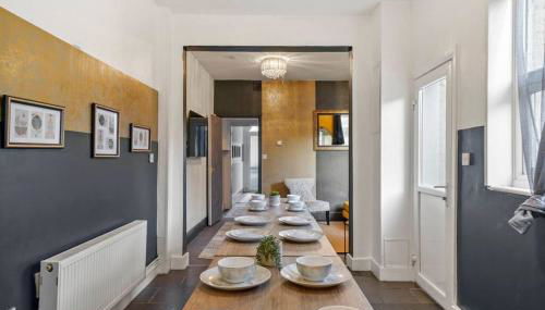 Spacious 5-Bed Canterbury Retreat - Sleeps 14 - 4 Baths - Foto 2