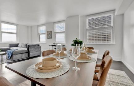 HEB403 Spacious & Stylish 2 Bedroom Condo Downtown Fort Worth, Free Parking, Walk to Convention Center - Foto 16