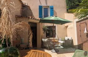 Charming & medieval village house completely renovated with great exterior and views - Foto 9
