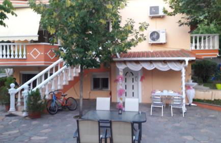 Anestis Studios - Photo 32