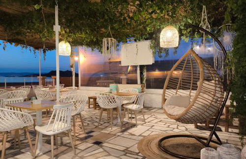 The Coast seaside rooms - Photo 26