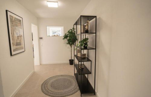 FEEL GOOD HOMES Ruhig-Klimaanlage-WLAN-Regendusche - Foto 15