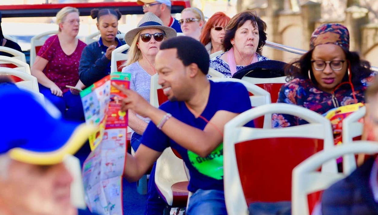 Desfrutando da rota de ônibus