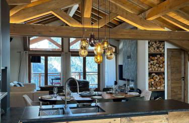 Les Hirondelles de Bellevue - spacieux logement avec cheminée - Foto 6