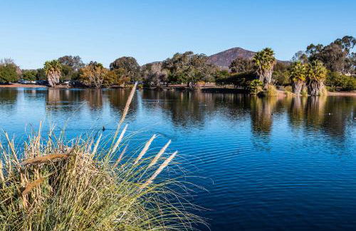 Executive Retreat - Renovated - Spacious - Views - Foto 43