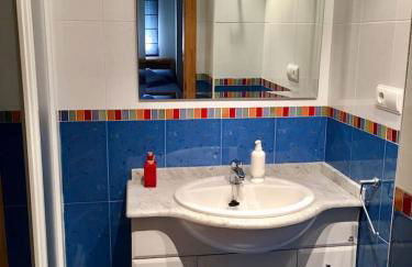 APARTAMENTO CON TERRAZA, VISTAS AL MAR Y PISCINA - Foto 10