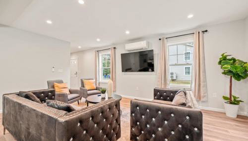 Spacious House with King Beds in Prime Location - Foto 4