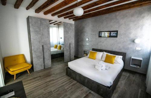 YELLOW GARDEN - Photo 7