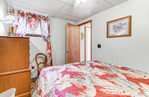 Waterfront Wolcott Vacation Rental with Deck and Views - Foto 14