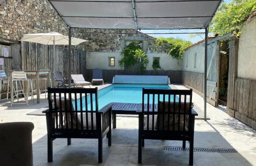 Chambre studio au Bord de la Piscine chauffée et privée pour vous le soir ! - Photo 11