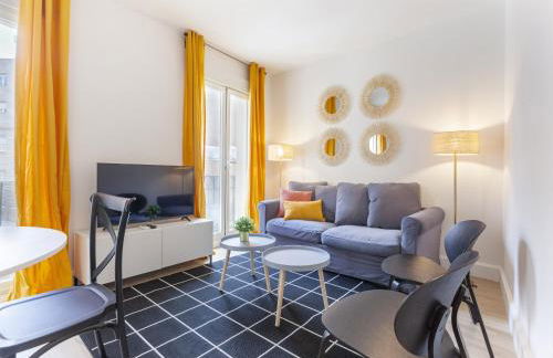 Universidad en Madrid - Photo 4