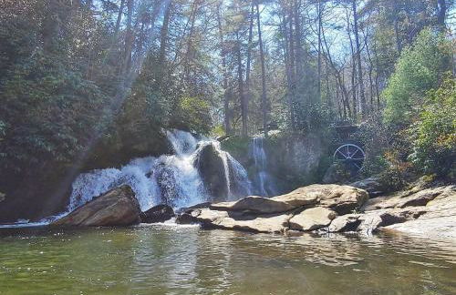 Stunning Modern Rustic Lake Retreat PRVT BOAT SLIP - Foto 36