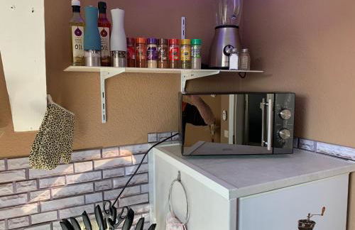 Best-Preis Ferienwohnung mit Netflix, Self-Check-In, eBike Ladestation im Fahrradraum, WLAN - direkt am Elberadweg im Herzen von Wittenberge - Foto 14