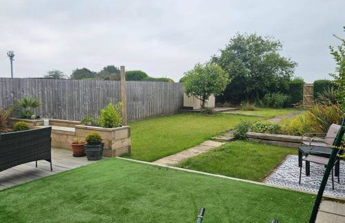 Large spacious home, great location, near transport links - Foto 8