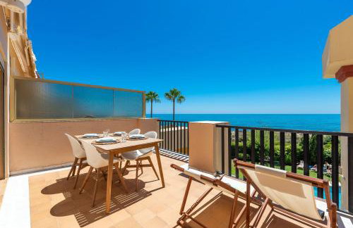 Sea Front Beach Studio Apartment - Foto 21