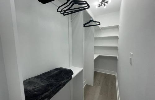 Modern 4 Bedroom 5 Bath Townhome Downtown Indpls 2228 - Foto 34