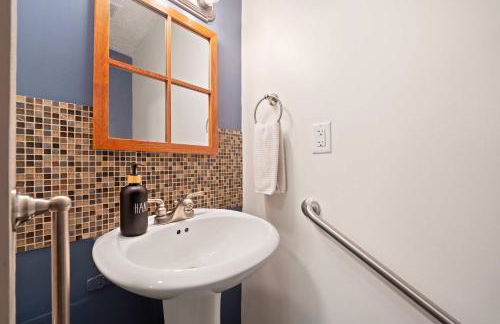 Cozy retreat on private estate with Hot Tub - Foto 61