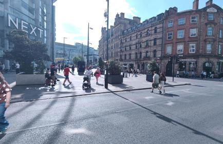 Bee City Cosy Stay - Near Train Stations and Shopping Centre with Paid Private Parking, 500Mbps Internet and Netflix - Foto 47