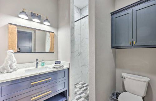 Lavish Riverfront Escape with Gas Grill! - Foto 24