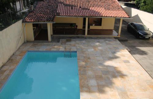 Casa muito espaçosa privativa com Piscina, Churrasqueira e área gourmet - Foto 1