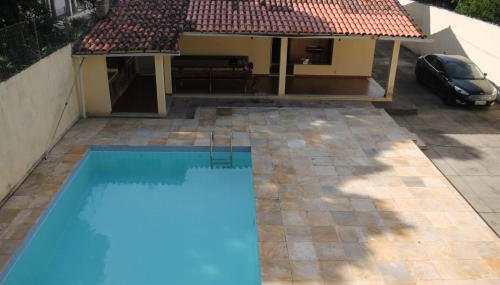 Casa muito espaçosa privativa com Piscina, Churrasqueira e área gourmet - Foto 1