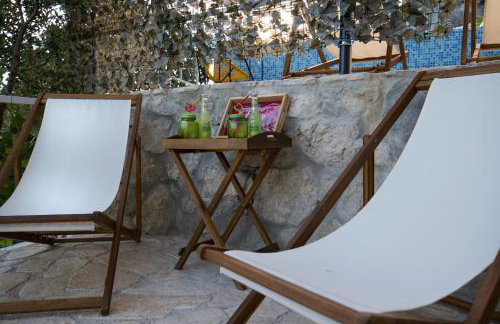 Stone House Marin - Photo 23