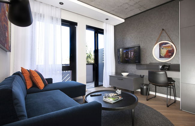 Bridgewater Apartments by Century City Hotels - Photo 1