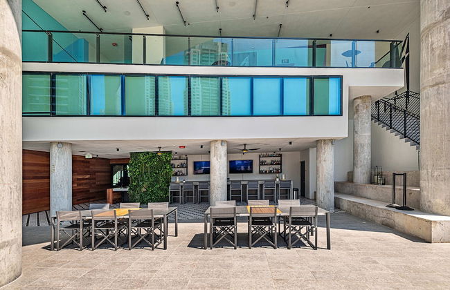 Luxury Studio Panoramic Outlook - Photo 36