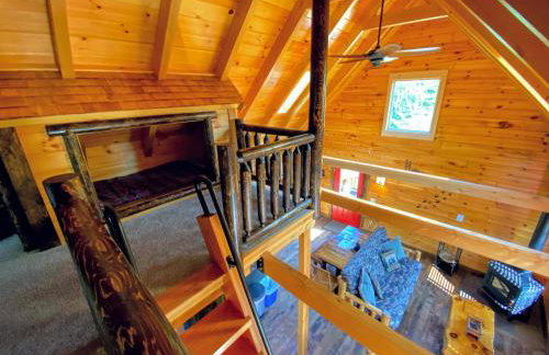 BC Log cabin with private beach river fire pit AC wifi onsite trails ski slope views - Foto 75