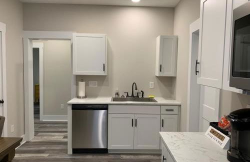 Lincolnton Rail Trail Downtown Family Home - Newly Renovated Walk to Main St and Splash Park - Photo 17