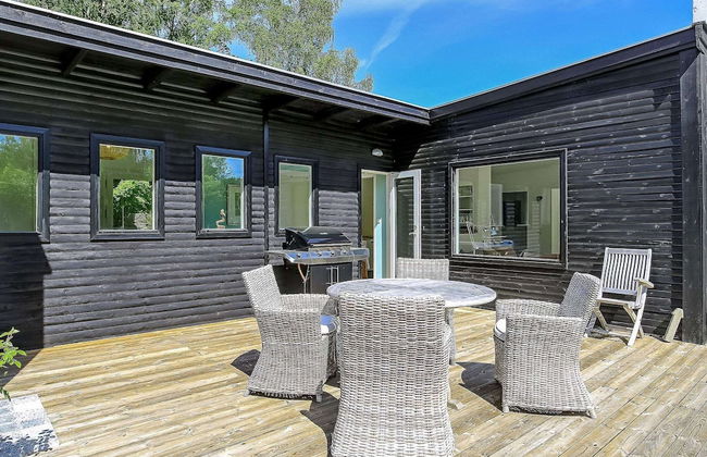 6 Person Holiday Home in Tisvildeleje - Photo 1