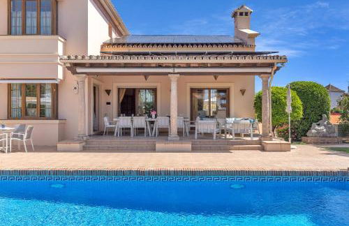 Villa Magnolia by Finest Rentals - Photo 5