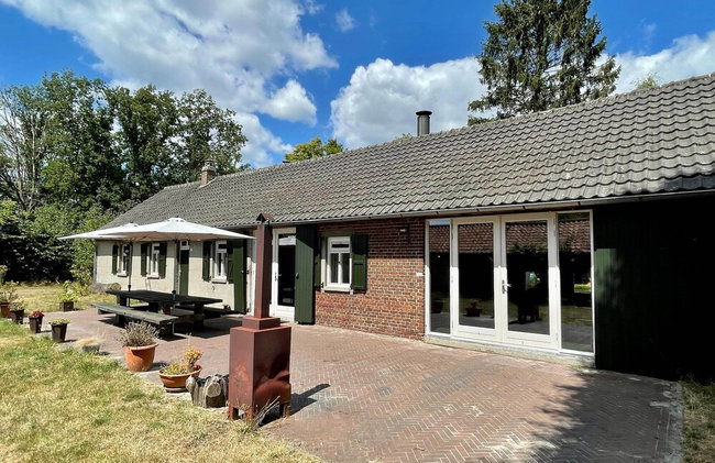 Spacious Farmhouse near Forest in Stramproy - Foto 12