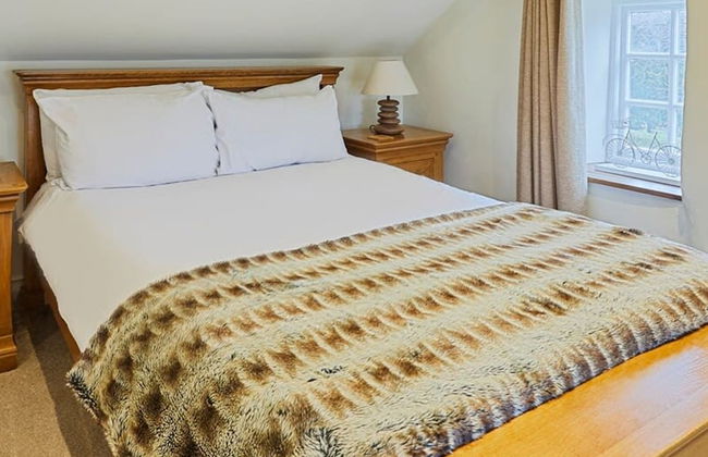 Host Stay Colcott Cottage - Photo 3