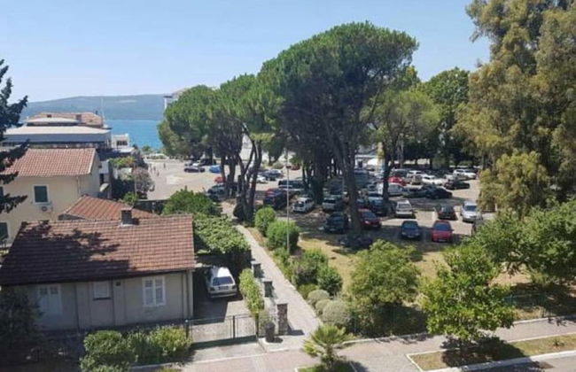 Relaxing Tivat Stay With Balcony & Free Parking - Photo 23