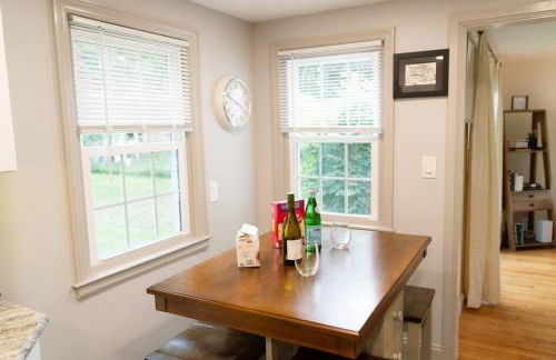 5-star Renovated 3BR Home & Backyard Deck near SU & Hospitals - Foto 57