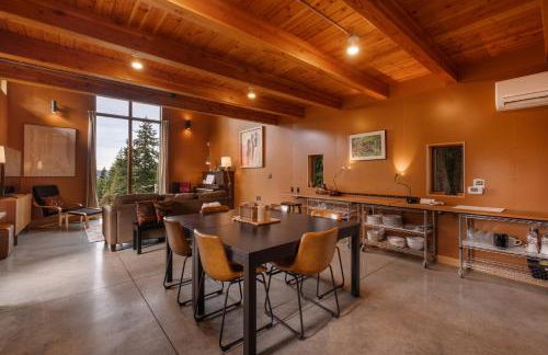 Water Views, Walk to Beach! New Hot Tub! - Foto 15