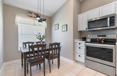 Cozy 4 Bedrooms Next to DisneyPrivate Pool - Foto 9