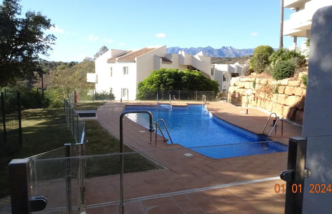 Elviria 2-bed Apt, Sleeps 4, Pool, 20m to Beach - Foto 15